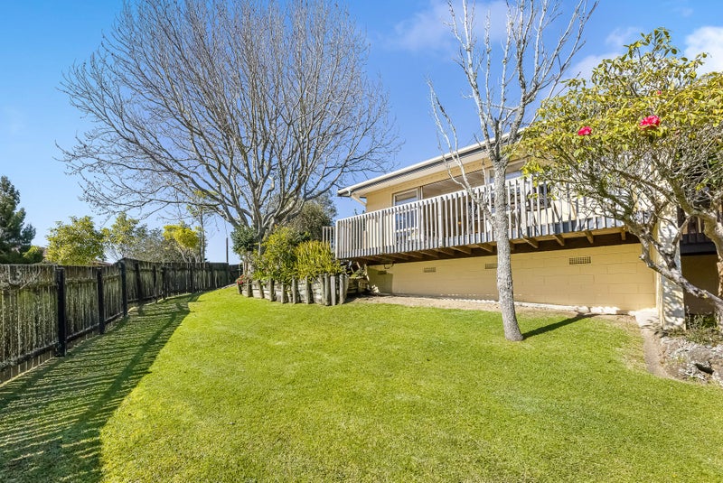 14 Glenwood Avenue, Birkenhead, Auckland - Carousel 2