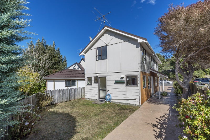 90 Weka Street, Miramar, Wellington - Carousel 2