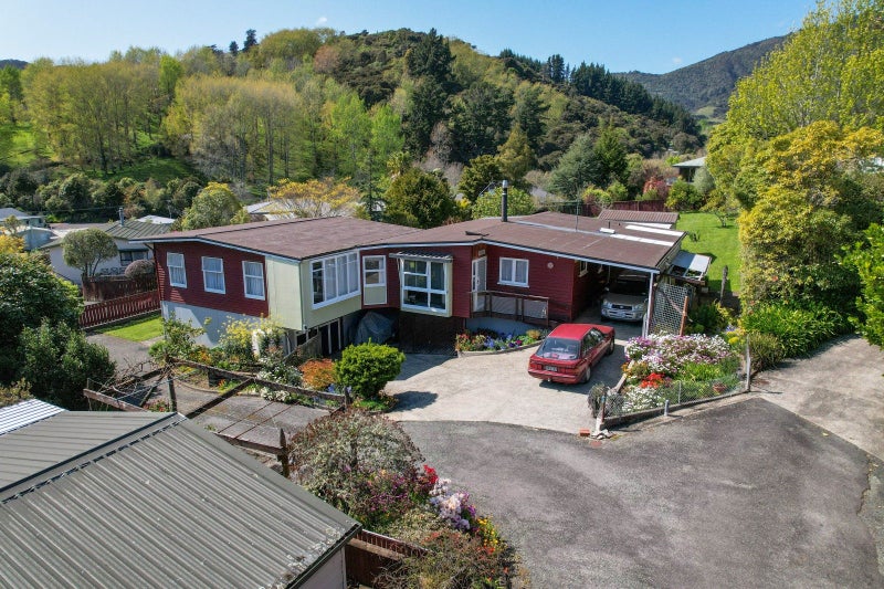 17 The Ridgeway, Enner Glynn, Nelson - Carousel 2