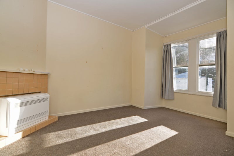 25 Todman Street, Brooklyn, Wellington - Carousel 2