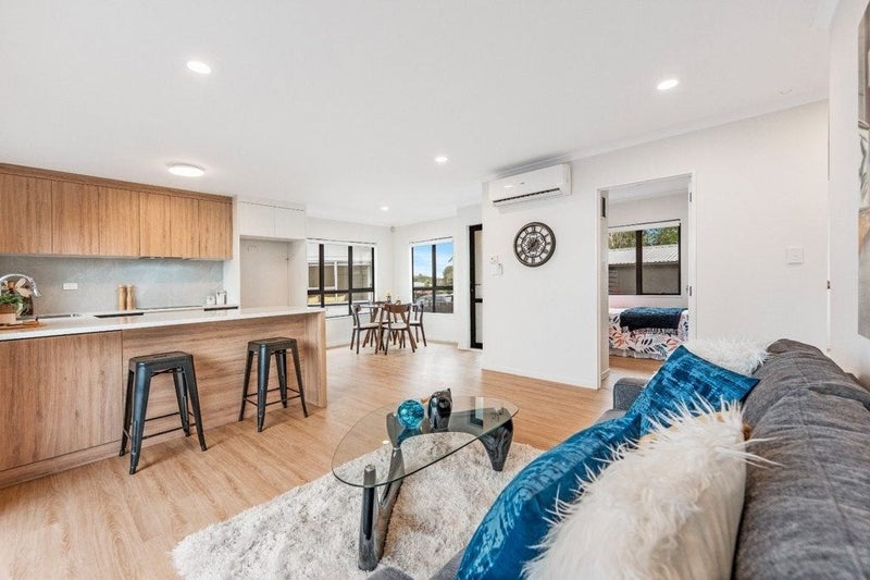 11 Murillo Place, Henderson, Auckland - Carousel 1