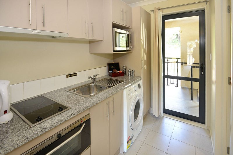 2H/25 Weranui Road, Waiwera, Orewa - Carousel 2