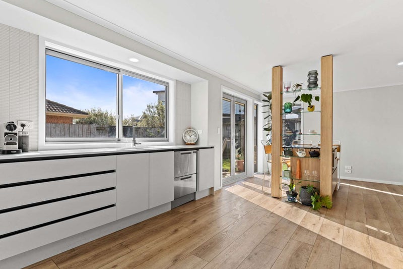 49 Gibson Place, Papamoa Beach, Papamoa - Carousel 2
