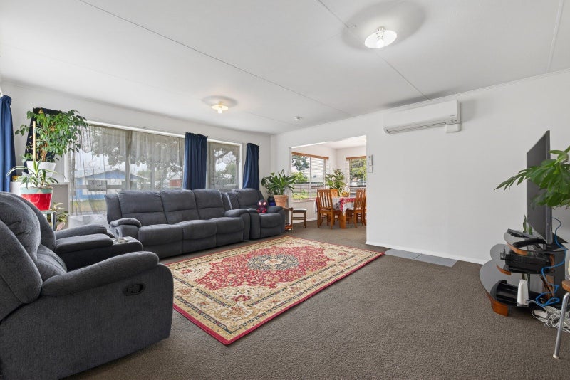 19 Stillwater Place, Westbrook, Palmerston North - Carousel 2