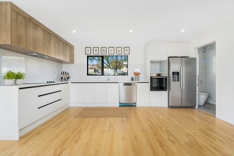 32B Roseville Street, New Windsor, Auckland - Carousel 2