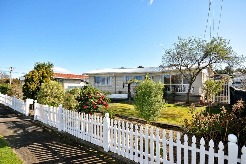 194 Whatawhata Road, Dinsdale, Hamilton - Carousel 1