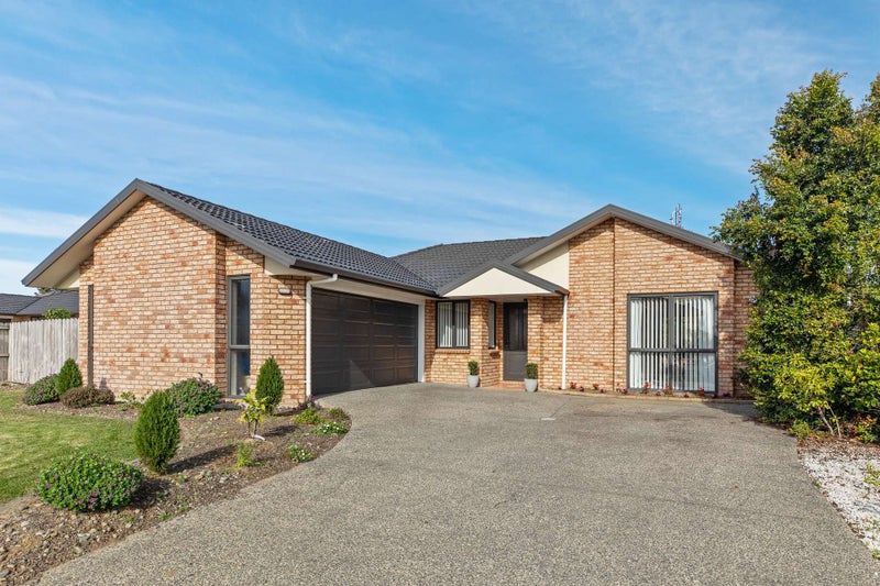 10 Redcastle Drive, East Tamaki, Auckland - Carousel 1