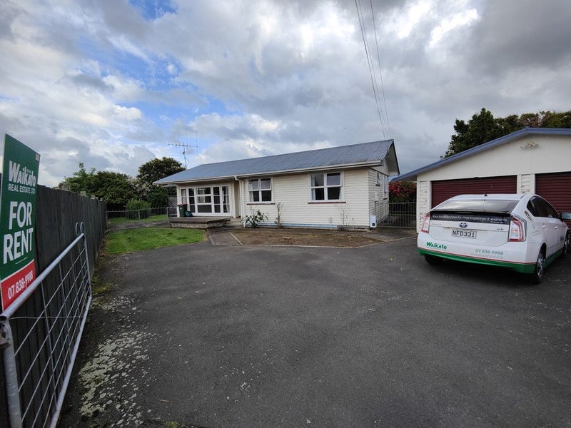 28 Carrington Avenue, Hillcrest, Hamilton - Carousel 16