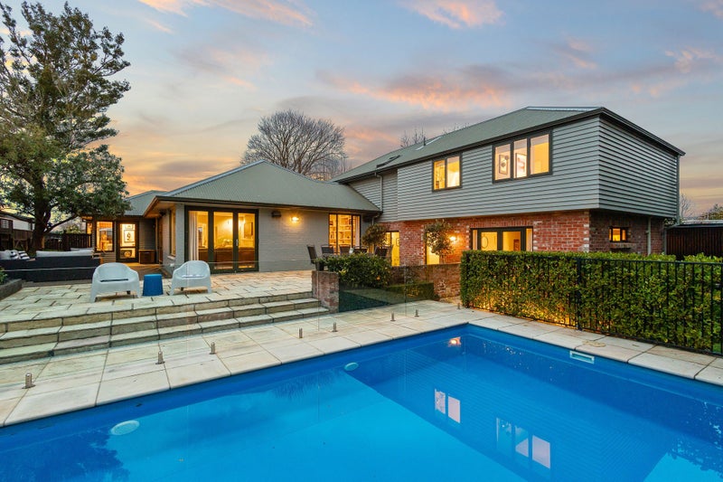 21 Garreg Road, Fendalton, Christchurch - Carousel 1