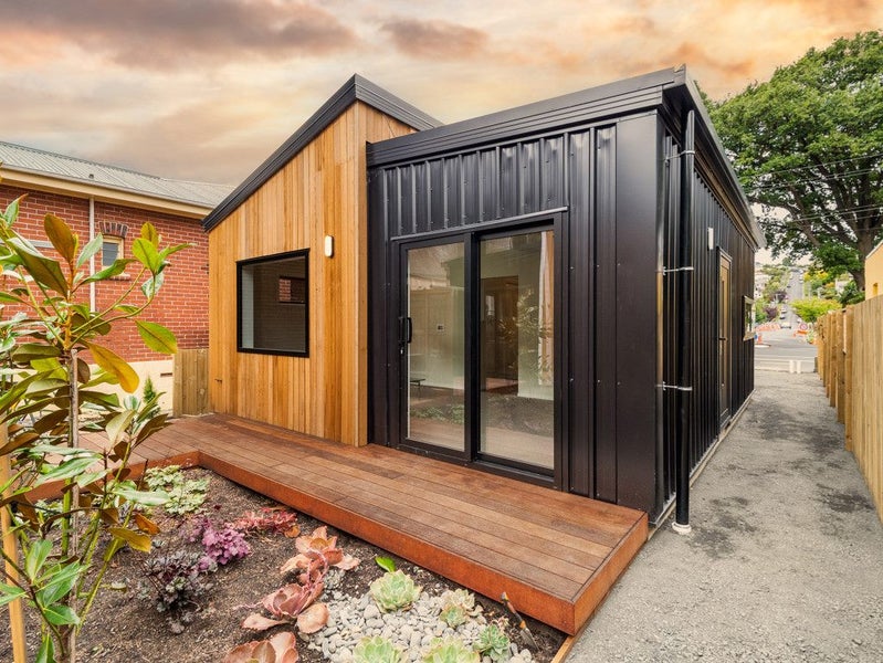 85 North Road, North East Valley, Dunedin - Carousel 1