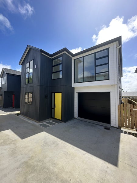 20B Catalina Crescent, Forrest Hill, Auckland - Carousel 1