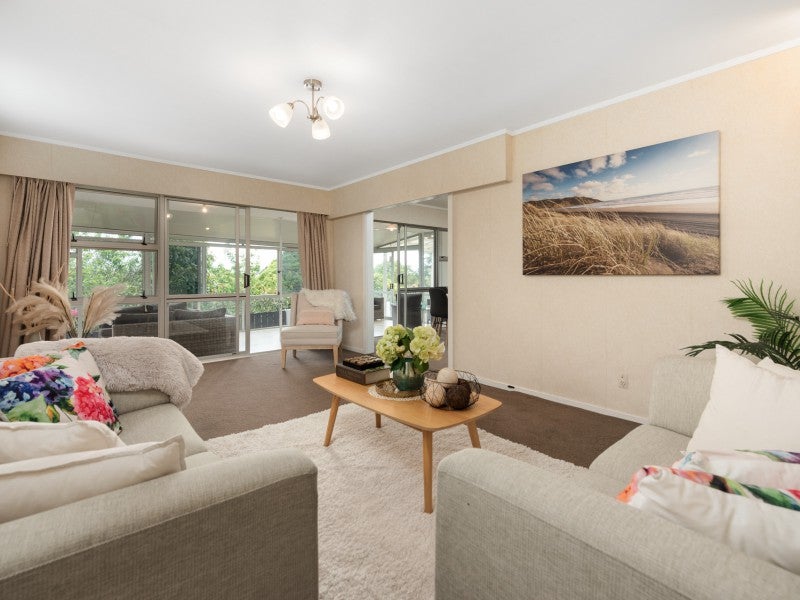 27 Winchester Terrace, Bethlehem, Tauranga - Carousel 2