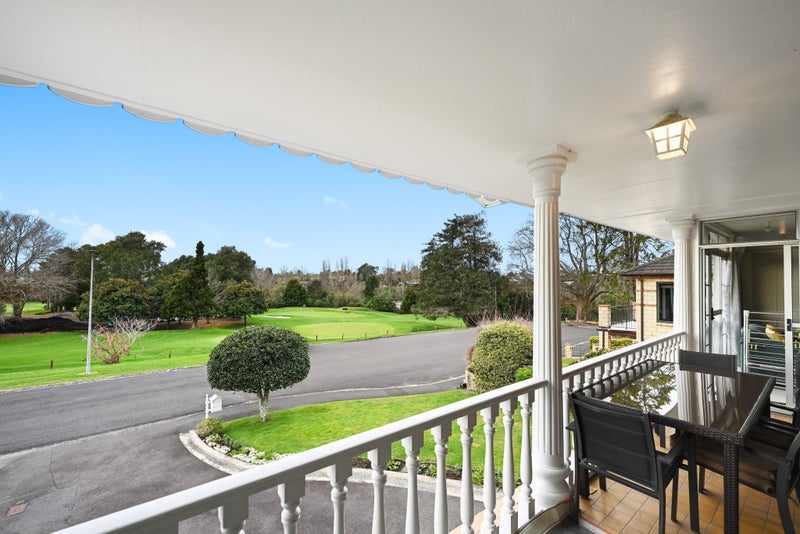 9 St Andrews Terrace, St Andrews, Hamilton - Carousel 1