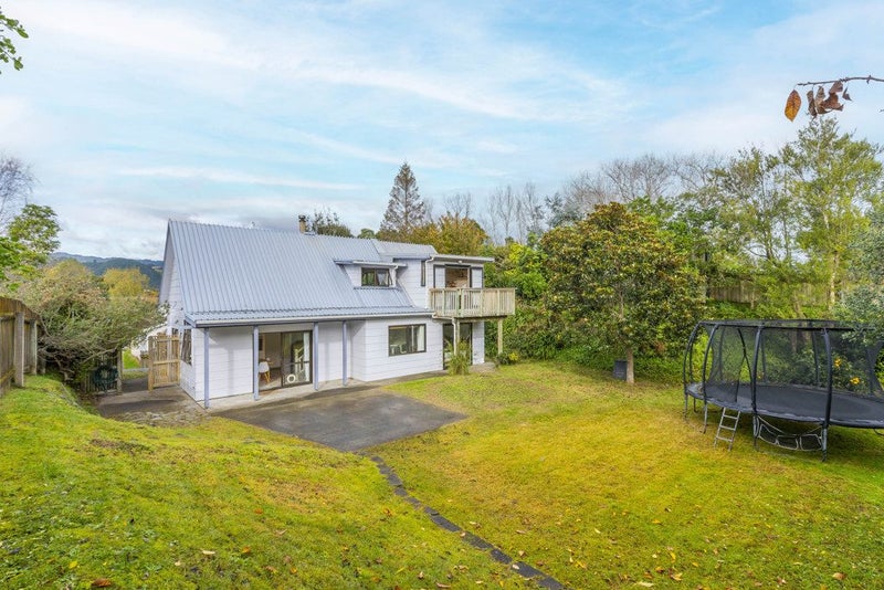 33A Ratanui Road, Paraparaumu, Paraparaumu - Carousel 1