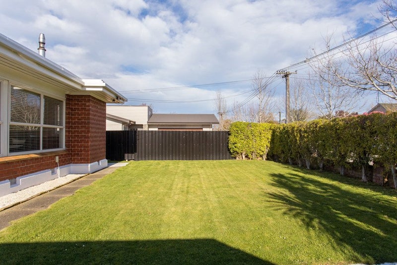 25 Meadow Street, Papanui, Christchurch - Carousel 2