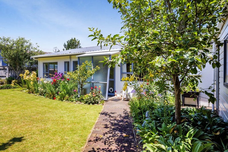 30 Hobart Drive, Spotswood, New Plymouth - Carousel 2