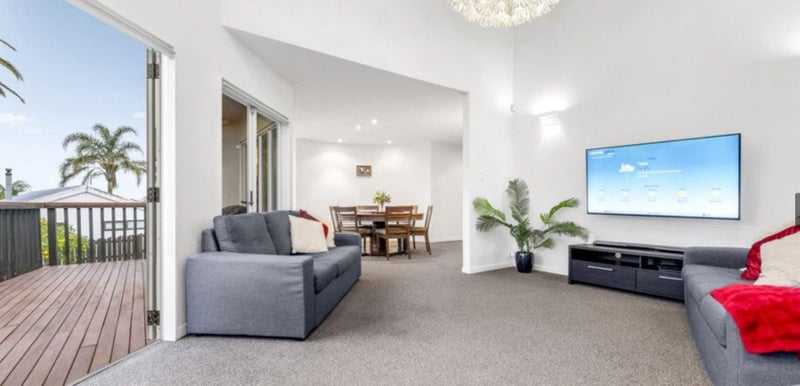 18 Marina View Drive, West Harbour, Auckland - Carousel 2