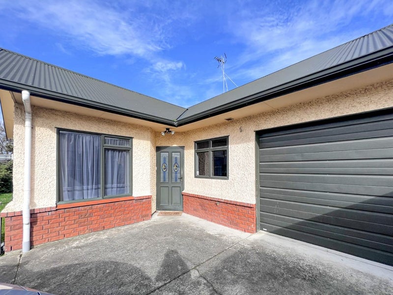 30 Vogel Street, Roslyn, Palmerston North - Carousel 1