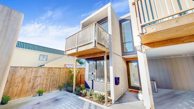 43 Houhere Street, Paraparaumu, Paraparaumu - Carousel 1