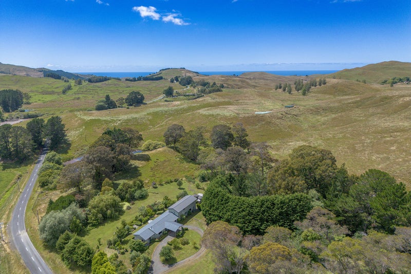 556 Kairakau Road, Havelock North - Carousel 1