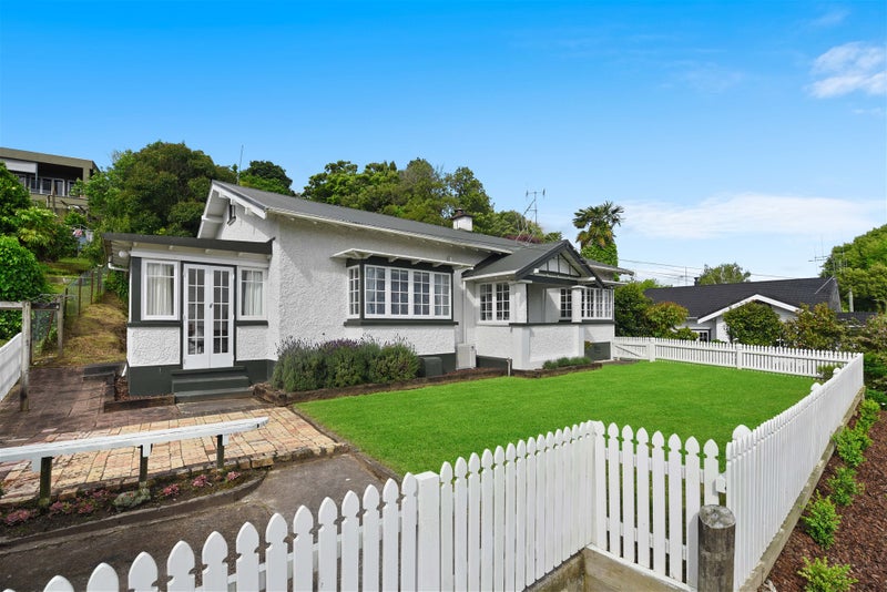 356 River Road, Claudelands, Hamilton - Carousel 1