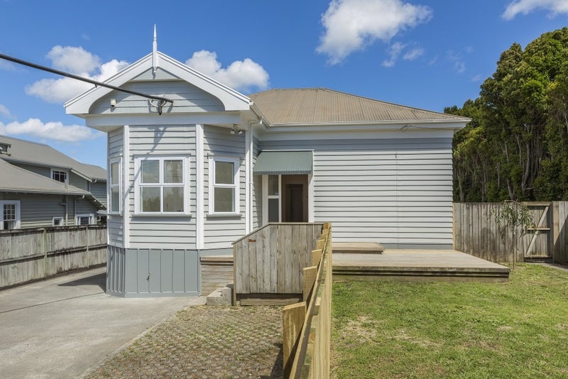 1/1 Balmain Road, Birkenhead, Auckland - Carousel 1