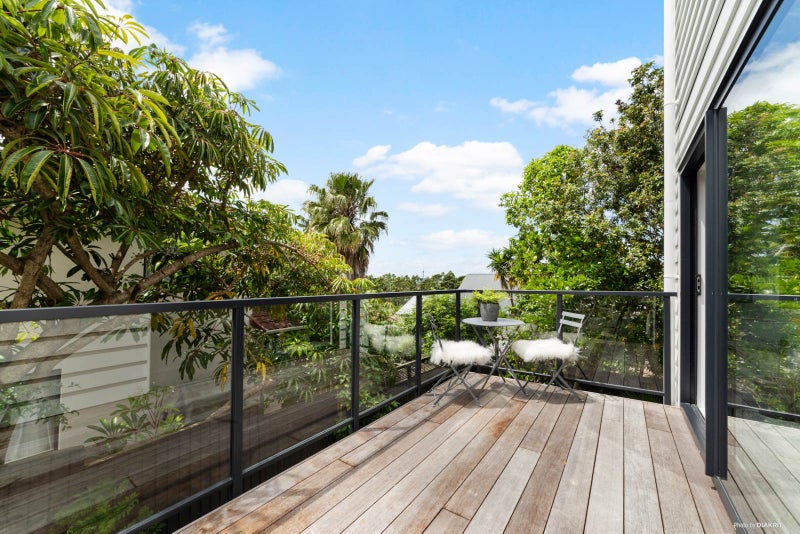 1/254 Onewa Road, Birkenhead, Auckland - Carousel 2