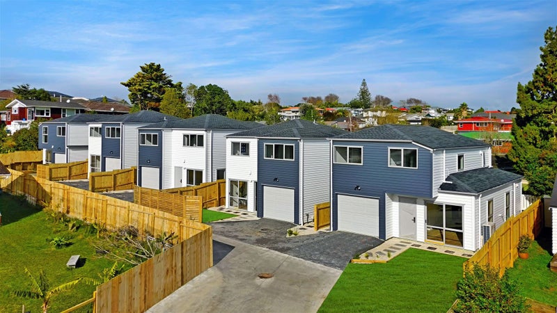 240A Whitney Street, Blockhouse Bay, Auckland - Carousel 2