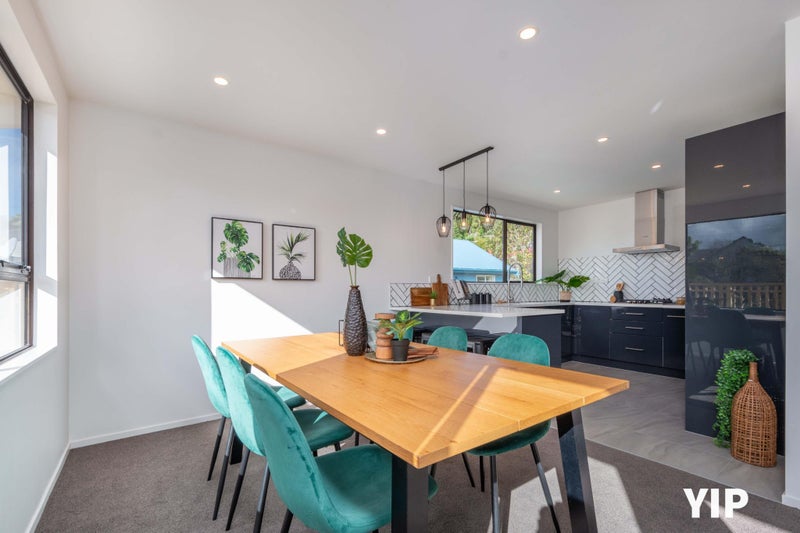 13 Petherick Crescent, Johnsonville, Wellington - Carousel 1