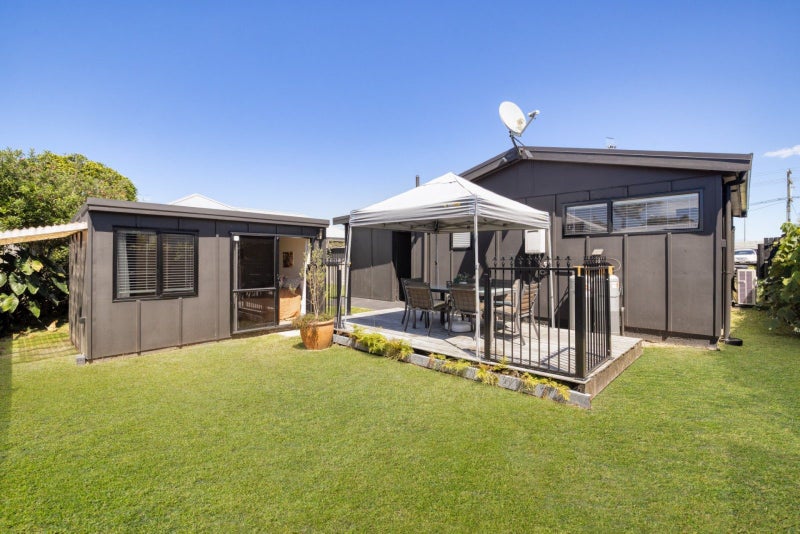 583B Maunganui Road, Mount Maunganui, Mount Maunganui - Carousel 1