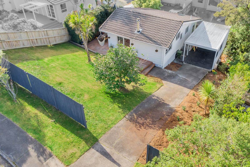 1/34 Colonial Road, Birkenhead, Auckland - Carousel 2