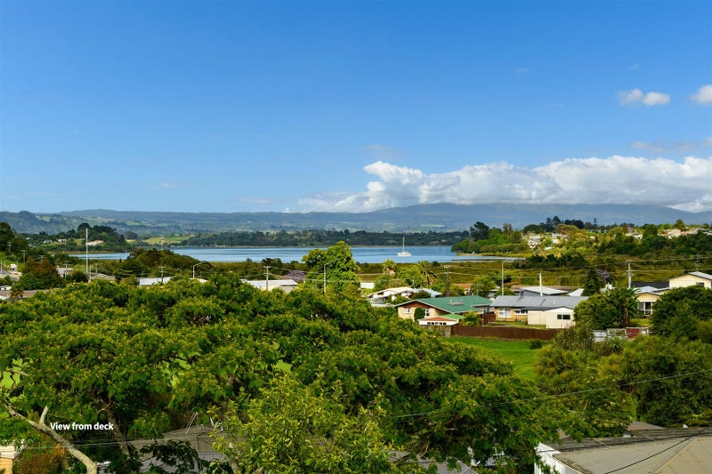 21 Carlton Street, Bellevue, Tauranga - Carousel 2