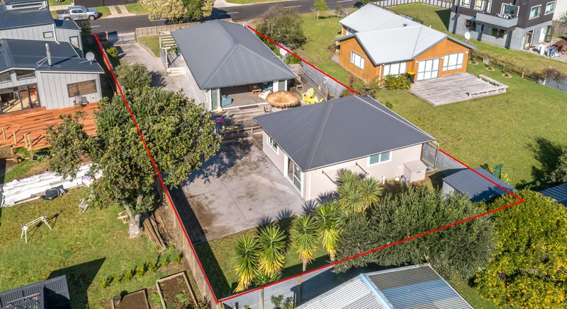 223 Linton Crescent, Whangamatā - Carousel 2