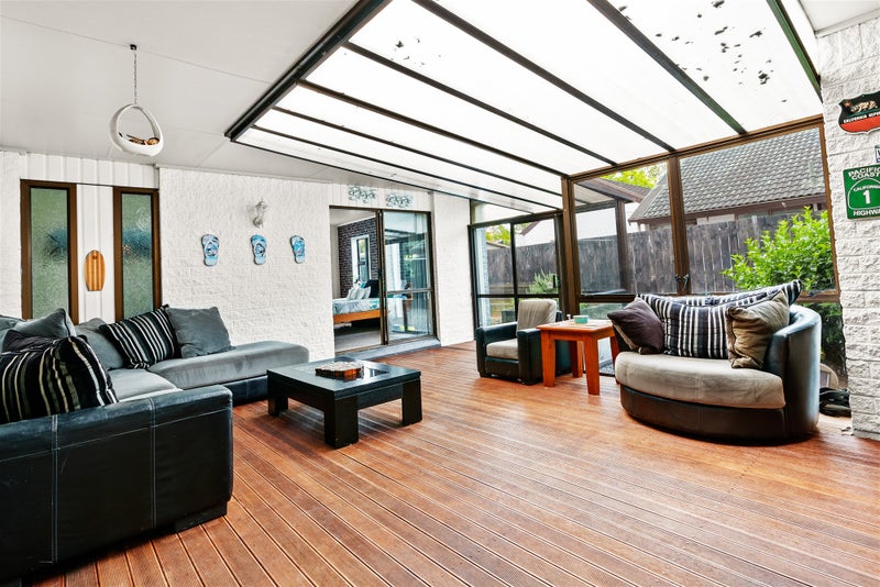 21 Beaumaris Way, Conifer Grove, Takanini - Carousel 1