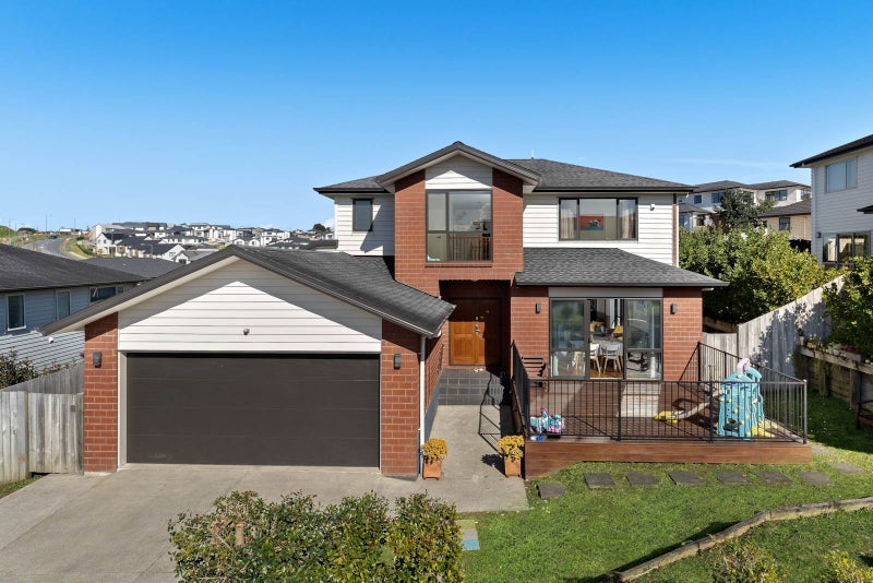 47 Rush Creek Drive, Westgate, Auckland - Carousel 1