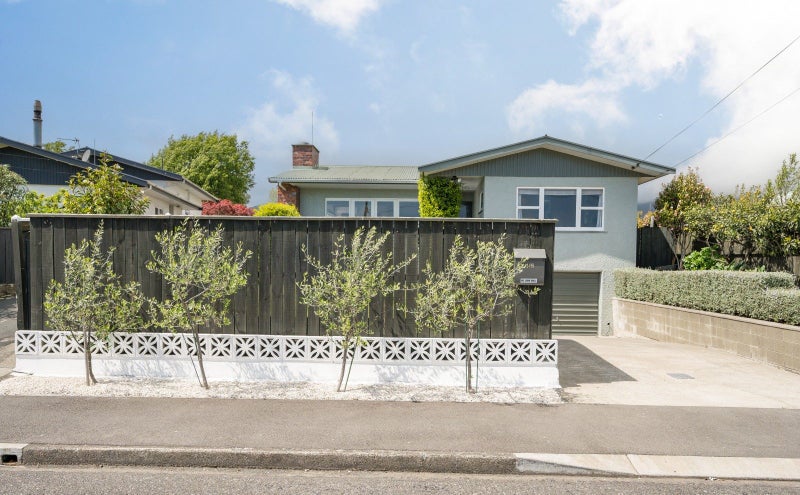 1/6 Devon Street, Wainuiomata, Lower Hutt - Carousel 22