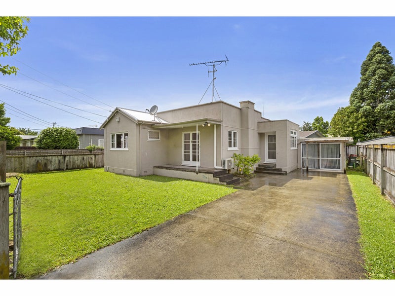 16 Wilson Street, Hamilton East, Hamilton - Carousel 1