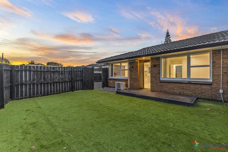 1/13A VINE ST, Mangere East, Auckland - Carousel 1