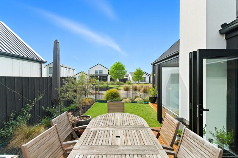 9 Seelster Lane, Halswell, Christchurch - Carousel 38