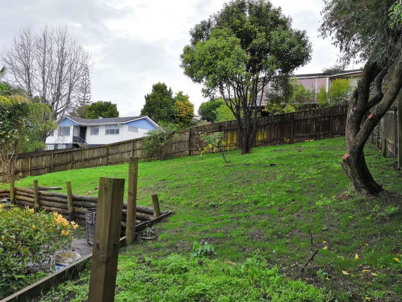 38 Regency Place, Sunnynook, Auckland - Carousel 2