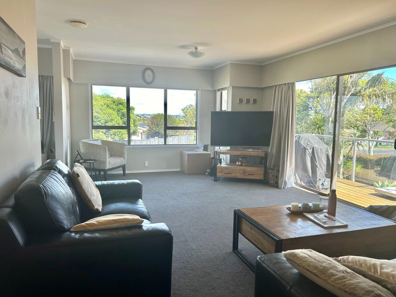 22 Murvale Drive, Bucklands Beach, Auckland - Carousel 2