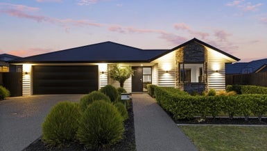 76 Puhirake Crescent, Pyes Pa, Tauranga - Carousel 1