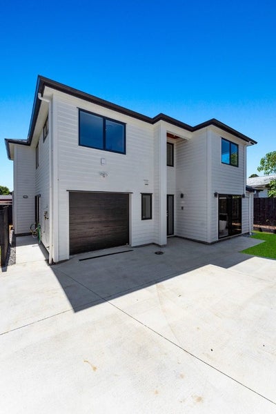 38A Hyperion Drive, Randwick Park, Auckland - Carousel 1