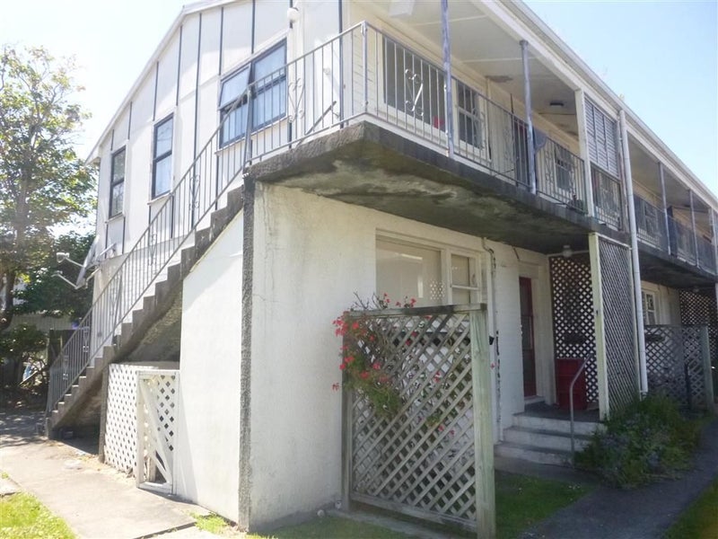 1/94 Pharazyn Street, Melling, Lower Hutt - Carousel 1