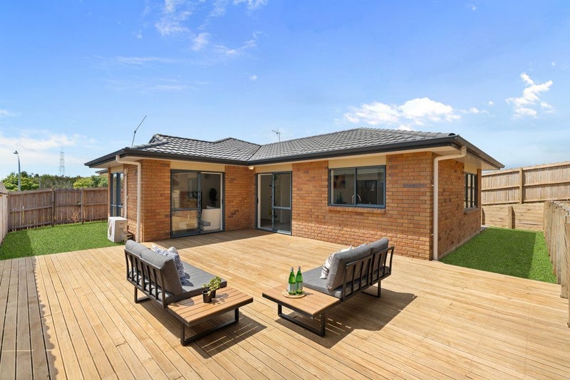 13 Gerolds Place, Flat Bush, Auckland - Carousel 1