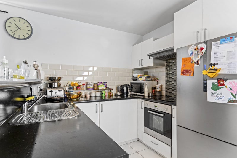 11/14 Brougham Street, Addington, Christchurch - Carousel 2