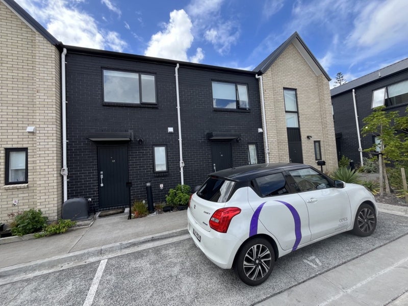 17/125B Metcalfe Road, Ranui, Auckland - Carousel 1