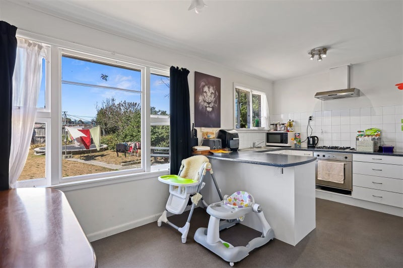 24 Wimborne Crescent, Aranui, Christchurch - Carousel 2