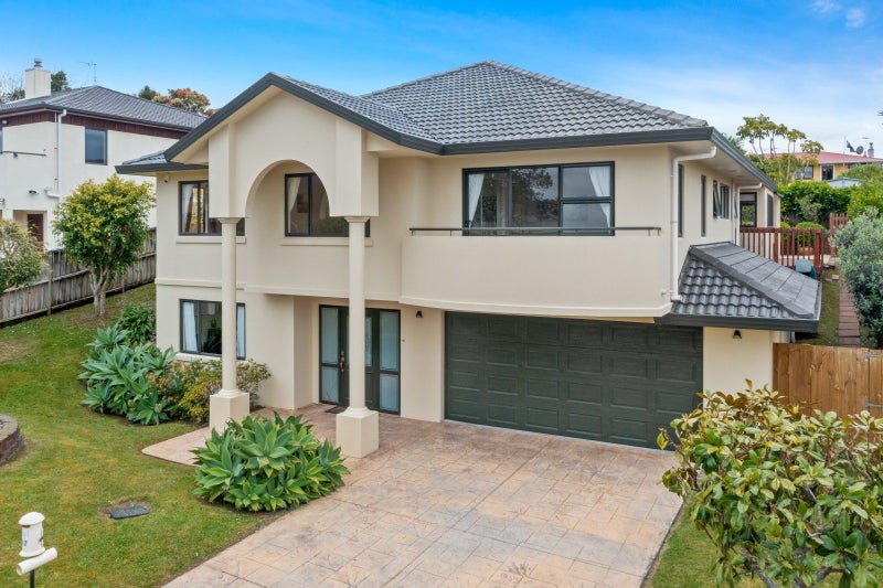 17 Rosebay Rise, Henderson, Auckland - Carousel 2
