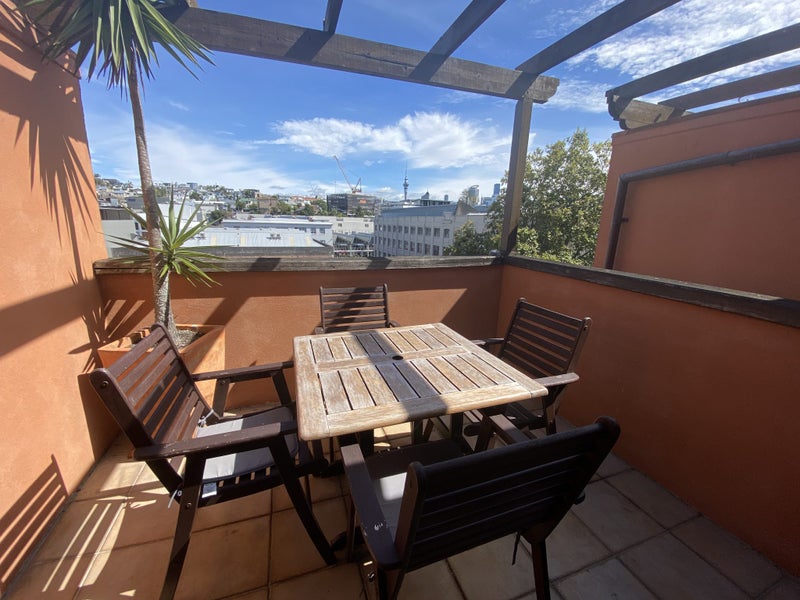 27/10 Cleveland Road, Parnell, Auckland - Carousel 1